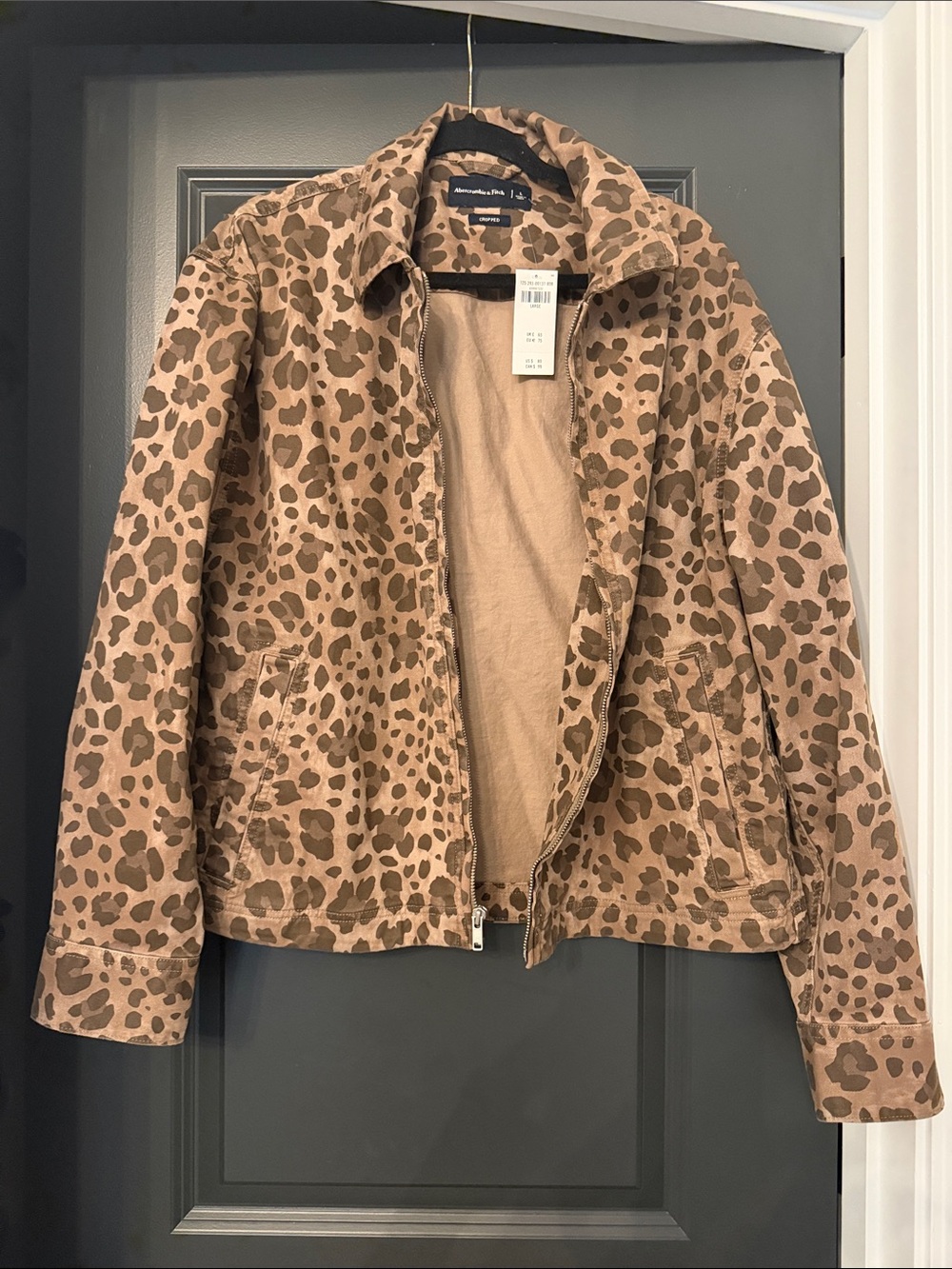 NWT Abercrombie & Fitch Cropped Women's Leopard Print Utility Jacket - Tan/Brown